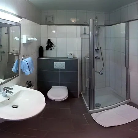 Drei Kreuz - Self Check In Hotel 3*